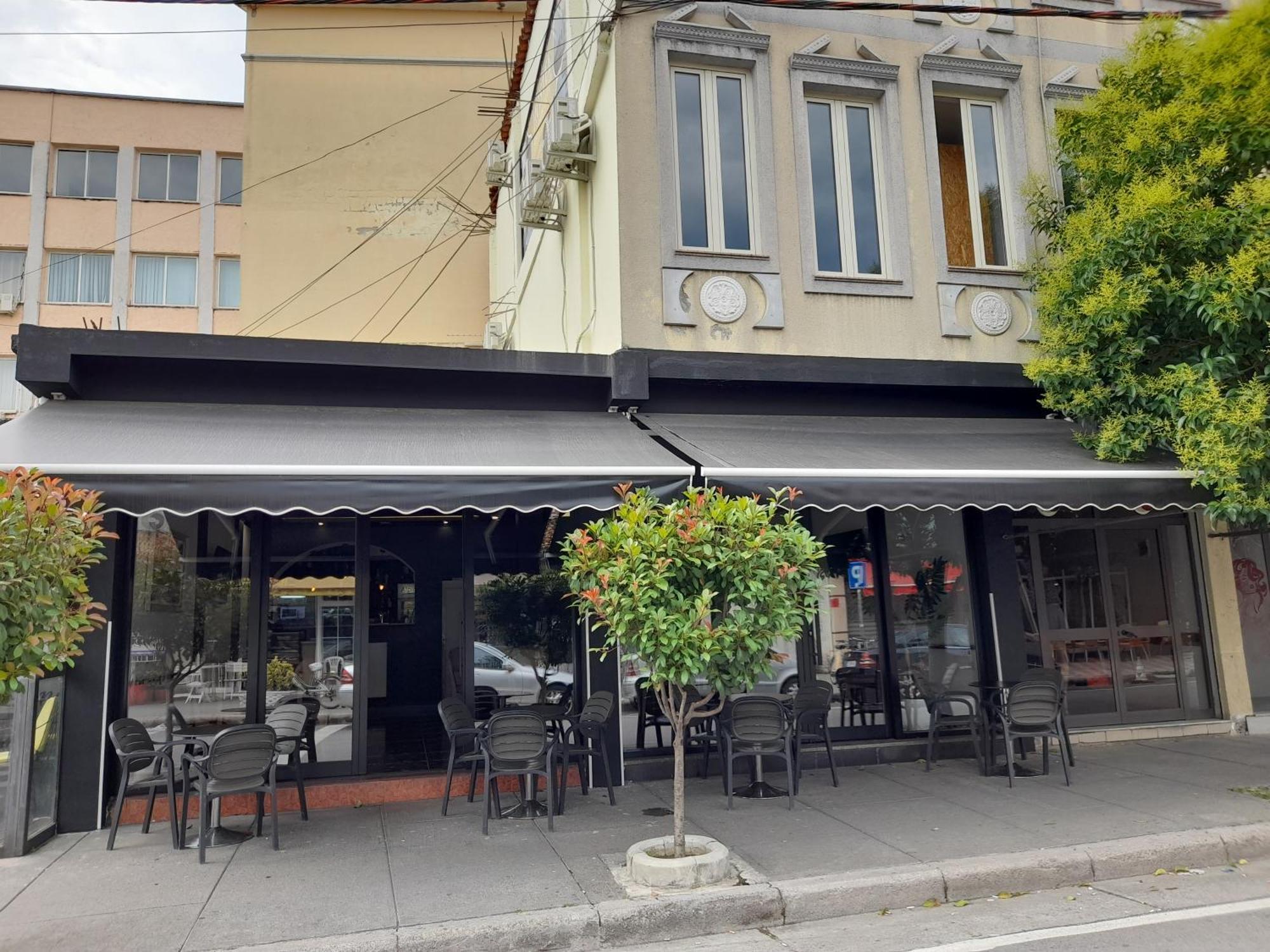 Golden Sleep Hostel Shkoder Exterior photo